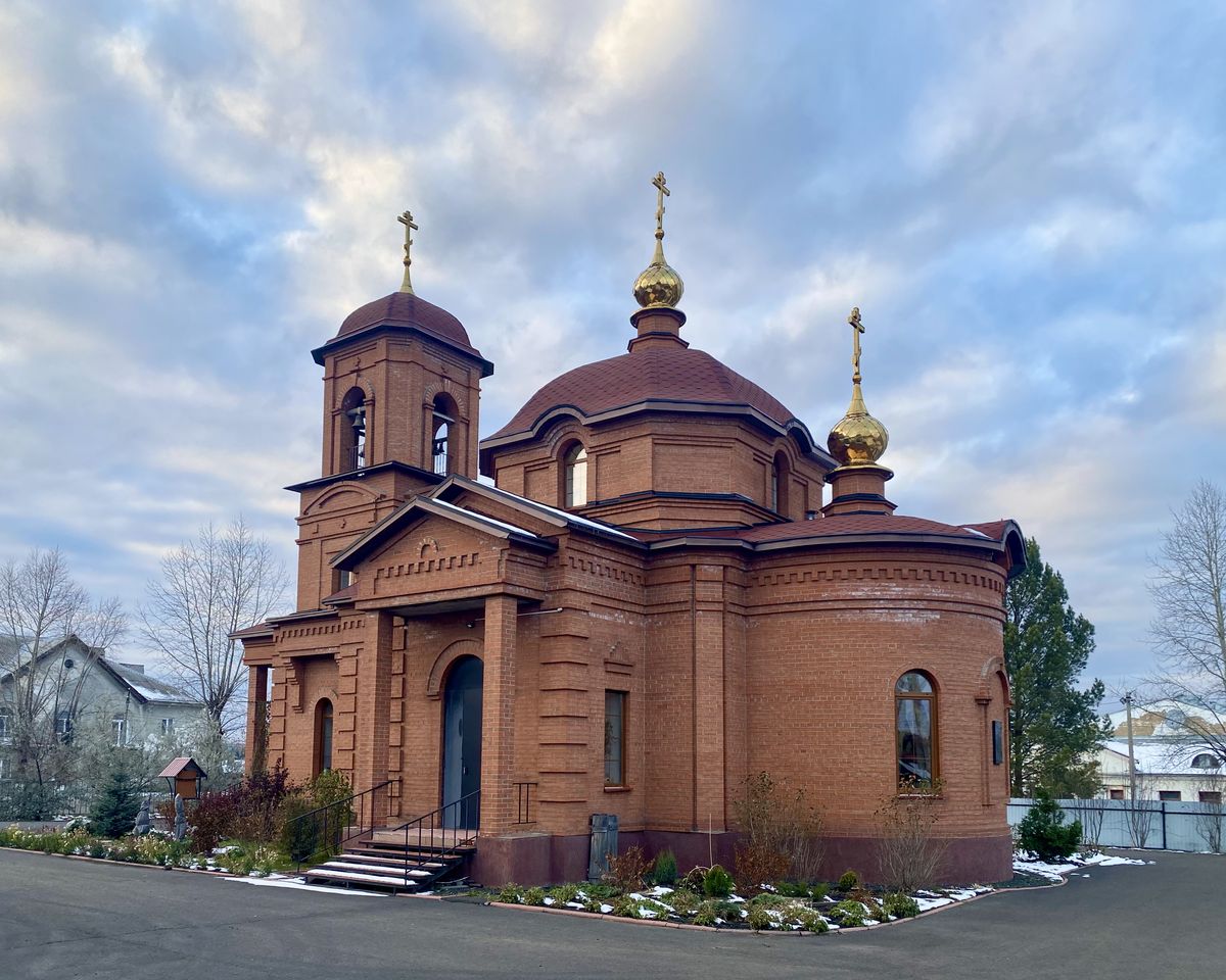 Церковь Тихвинской иконы Божией Матери, Берёзовский (Берёзовский, город, Кемеровская область). фасады, Вид с ЮВ