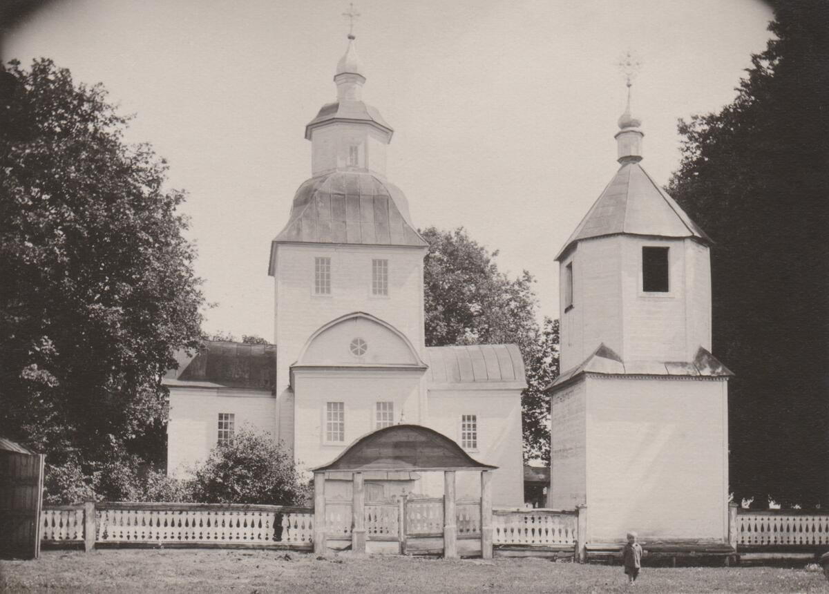 Фото первой трети ХХ века, архивная фотография. Церковь Воздвижения Креста Господня, Бережовка (Прилуцкий район, Украина, Черниговская область)
