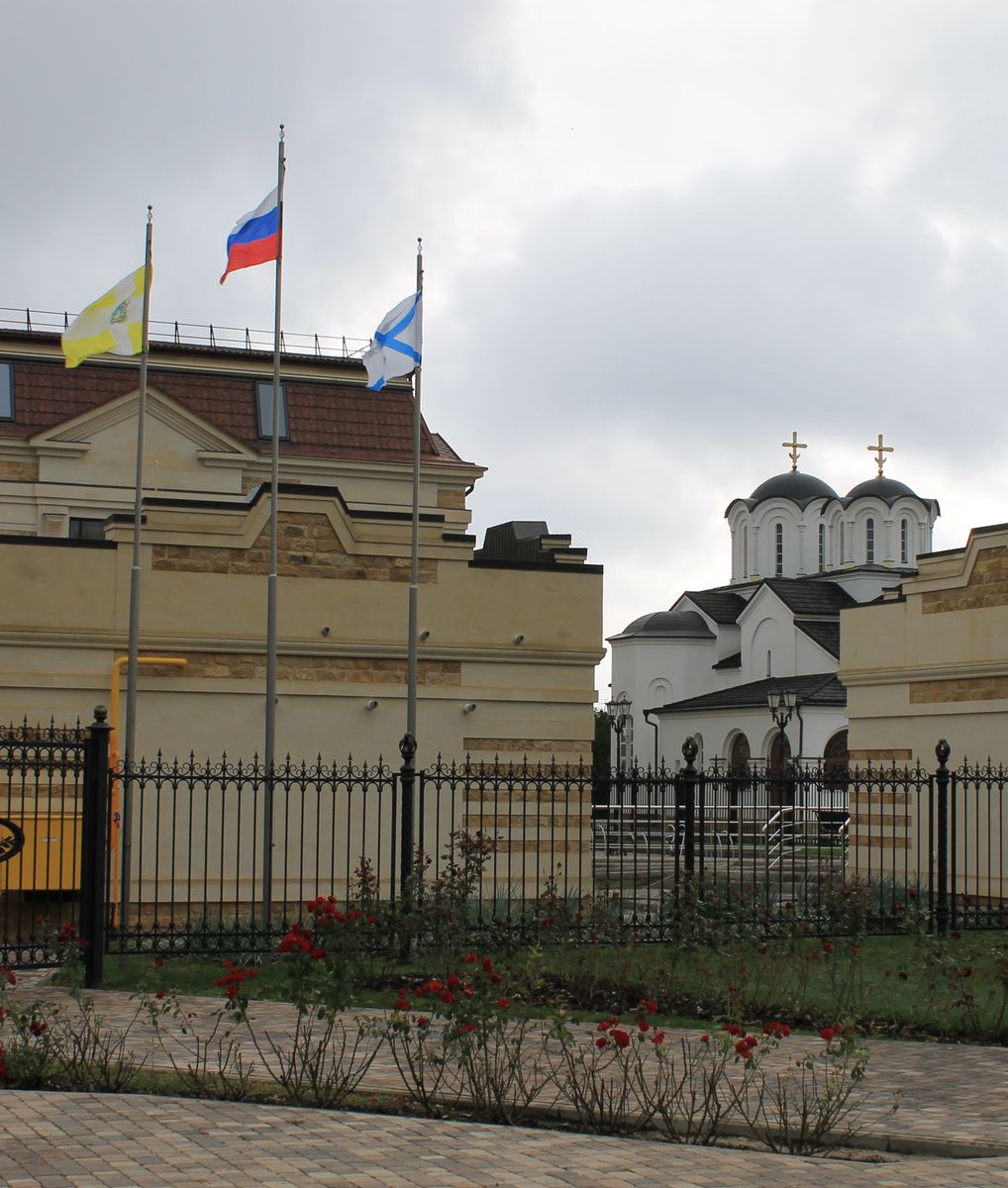 Церковь Георгия Победоносца, Михайловск (Шпаковский район, Ставропольский край). общий вид в ландшафте