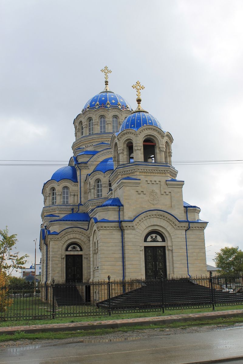 Церковь Николая Чудотворца, Михайловск (Шпаковский район, Ставропольский край). фасады