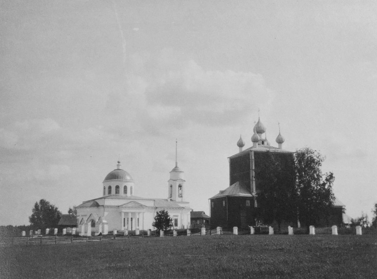 Храмовый комплекс Ламской пустыни, Ламская Пустынь (акватория Рыбинского водохранилища) (Весьегонский район, Тверская область). архивная фотография, Ламь, 1915 г.  Фото С. С. Некрасова, northauction.ru 