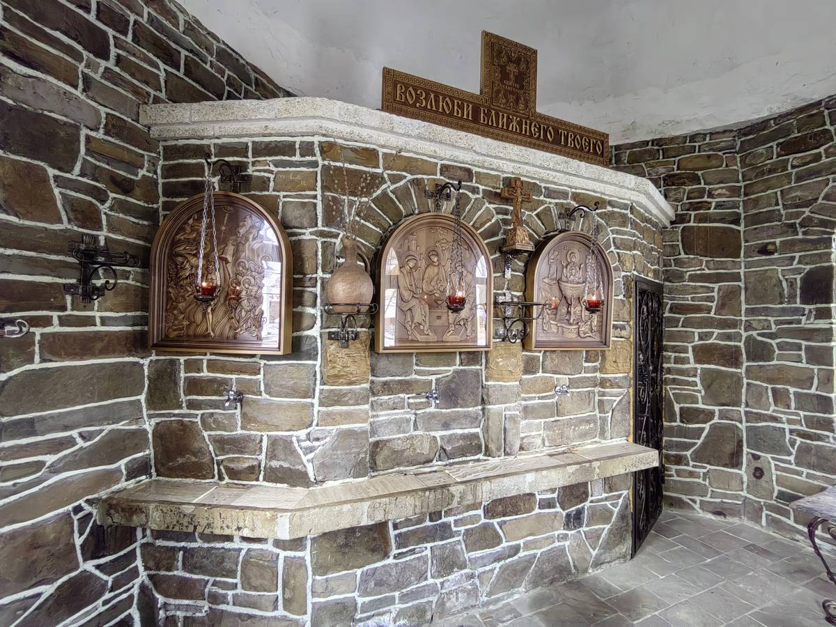 интерьер и убранство. Часовня иконы Божией Матери 