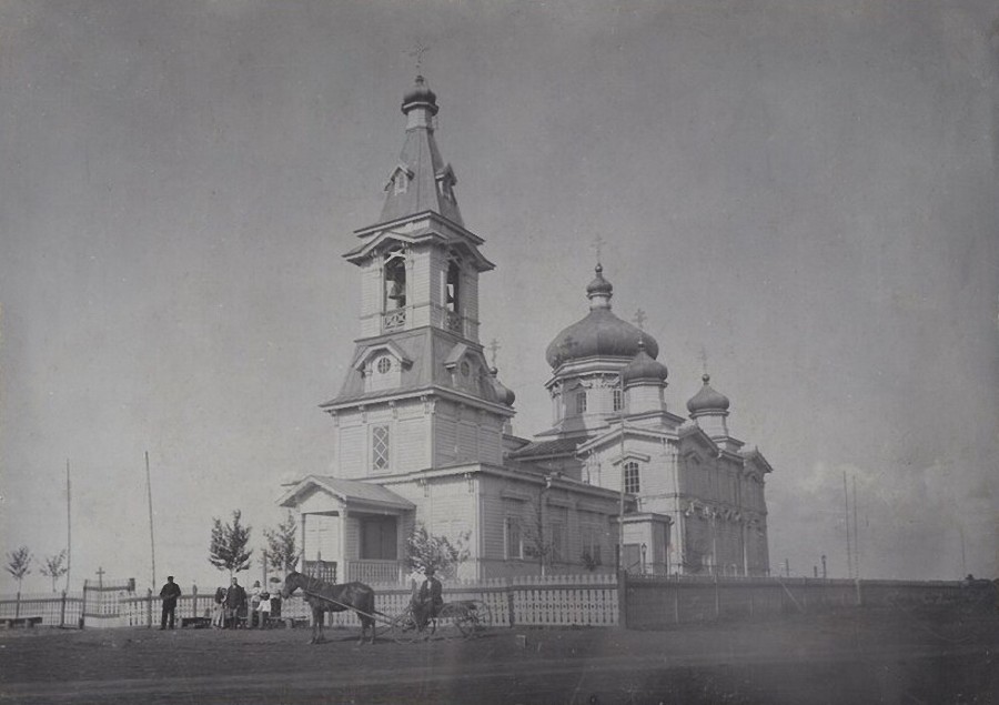 Фото 1913 года из фондов Донецкого республиканского краеведческого музея. Автор П.Е. Зозуля, архивная фотография. Неизвестная церковь на Прохоровских каменноугольных копях, Донецк (Донецк, город, Украина, Донецкая область)