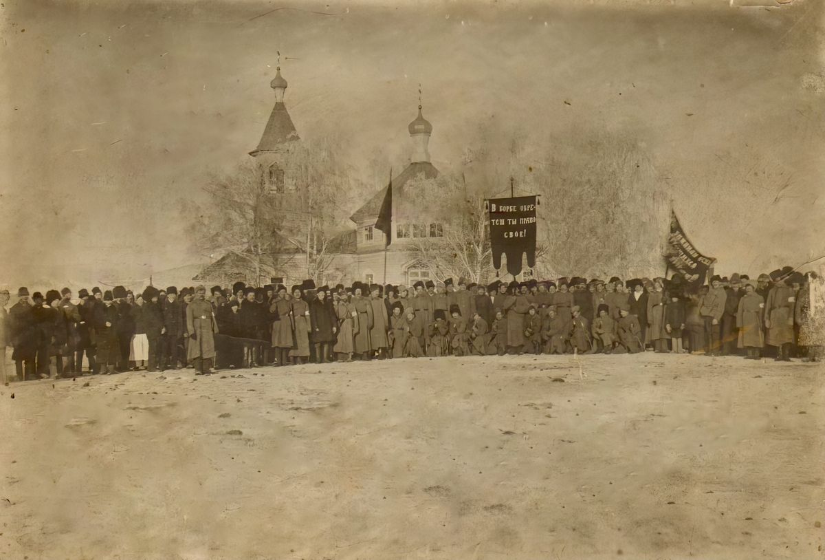 Церковь Троицы Живоначальной (старая), Гурьевск (Гурьевский район, Кемеровская область). архивная фотография, Троицкая церковь до 1919 г., фото vk.com