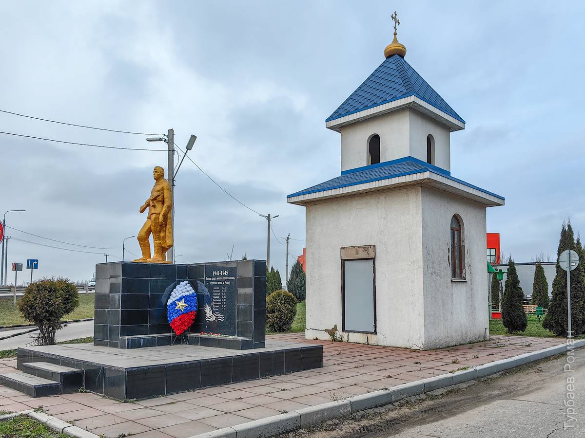 Вид с юга, фасады. Неизвестная часовня, Ворыпаево (Подольский городской округ, Московская область)