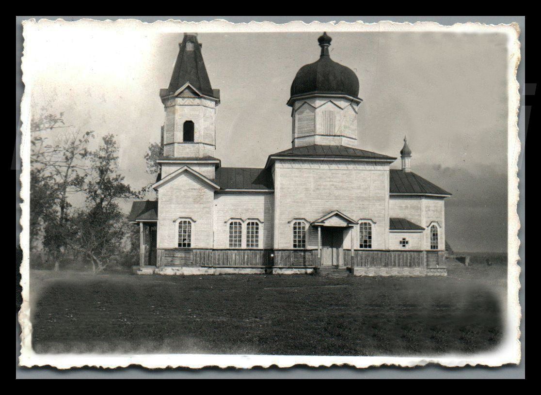 Фото 1941 г. с аукциона e-bay.de, архивная фотография. Церковь Троицы Живоначальной (старая), Семиполки (Броварский район, Украина, Киевская область)
