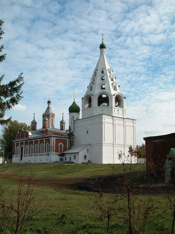 Вид от реки, фасады. Кремль. Соборная колокольня, Коломна (Коломенский городской округ, Московская область)
