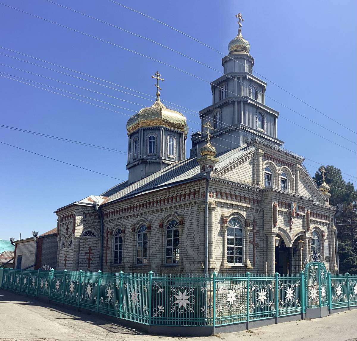 Вид с запада, фасады. Церковь Николая Чудотворца, Лабинск (Лабинский район, Краснодарский край)
