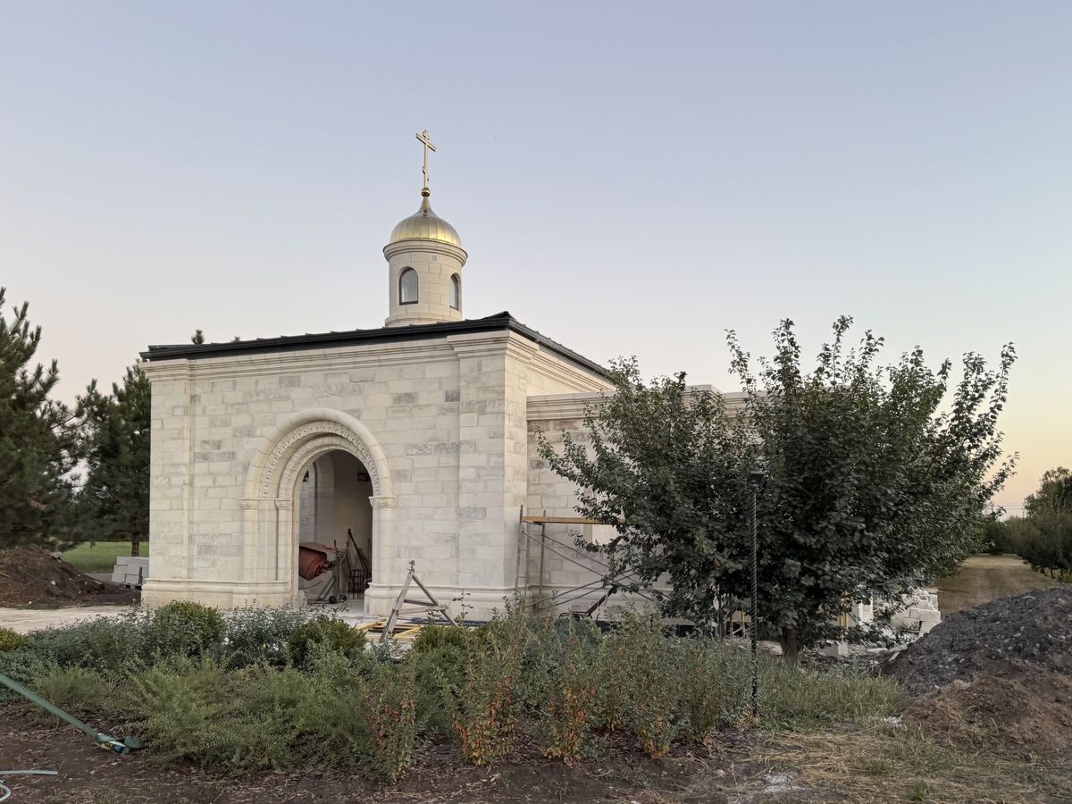 Вид с северо-запада, документальные фотографии. Неизвестная церковь, Аргатов (Усть-Лабинский район, Краснодарский край)