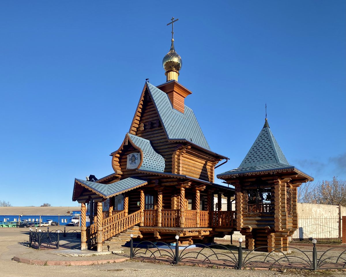 Вид с запада, фасады. Часовня Константина и Елены, Анжеро-Судженск (Анжеро-Судженск, город, Кемеровская область)