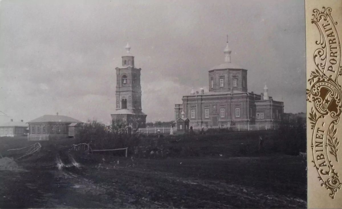 Покровская церковь в селе Пяша. Фото нач. ХХ века. С сайта: pastvu.com, архивная фотография. Церковь Покрова Пресвятой Богородицы, Пяша (Бековский район, Пензенская область)