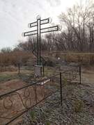 Церковь Димитрия Солунского, Поклонный крест на месте разрушенной церкви, Марьевка, Октябрьский район, Оренбургская область