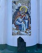 Часовня Илии Пророка при заводе Азот, Мозаичное панно и закладной камень 2006г. на восточном фасаде, Кемерово, Кемерово, город, Кемеровская область