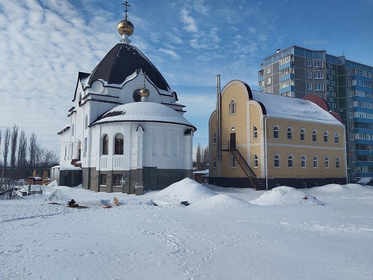 общий вид в ландшафте. Церковь Сергия, архиепископа Елецкого, Елец (Елецкий район и г. Елец, Липецкая область)