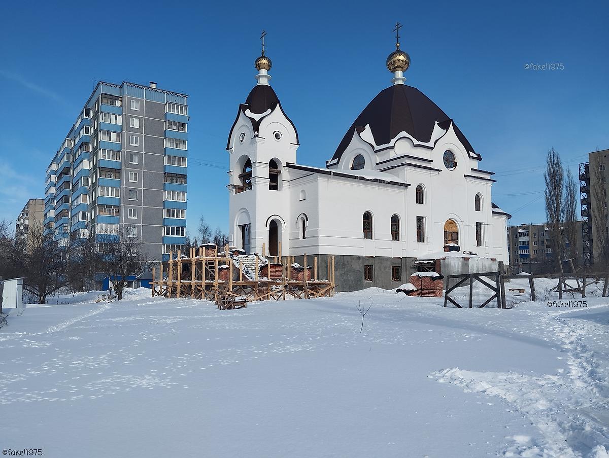 общий вид в ландшафте. Церковь Сергия, архиепископа Елецкого, Елец (Елецкий район и г. Елец, Липецкая область)