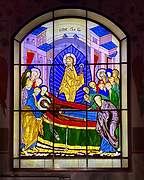 Успенский женский монастырь.  Надвратная церковь Успения Пресвятой Богородицы, Витражное окно между 1 и 2 этажом, Елыкаево, Кемеровский район, Кемеровская область