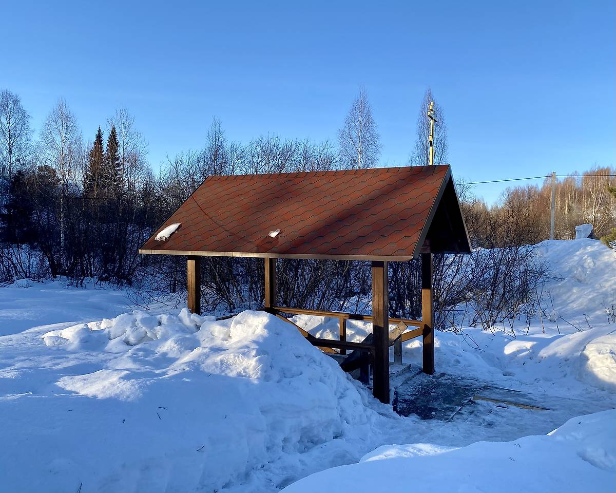 Купель, дополнительная информация. Храм-часовня Воздвижения Креста Господня, Мирный (Осинники, город, Кемеровская область)
