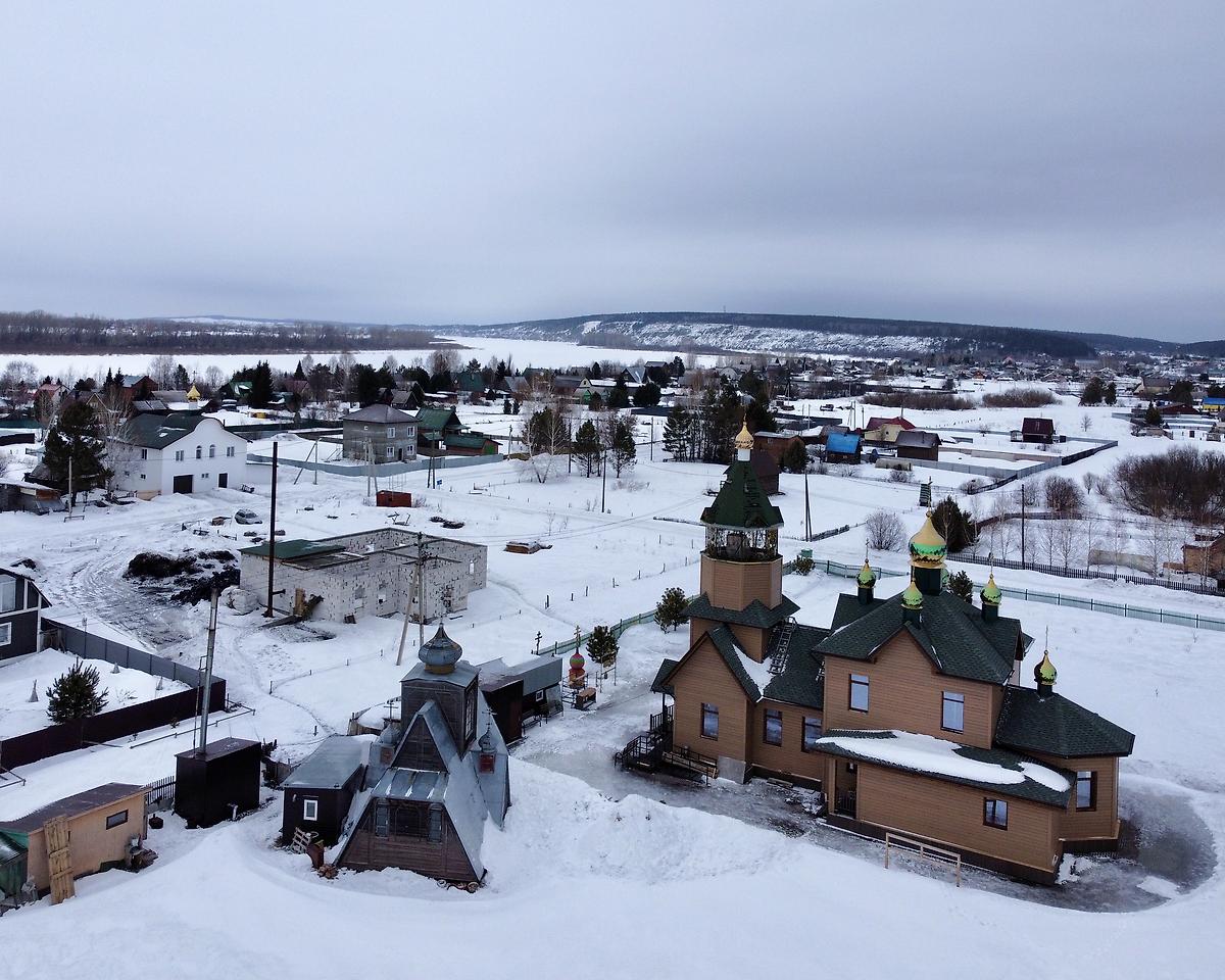Монастырь с ЮВ, фасады. Троицкий мужской монастырь, Старочервово (Кемеровский район, Кемеровская область)