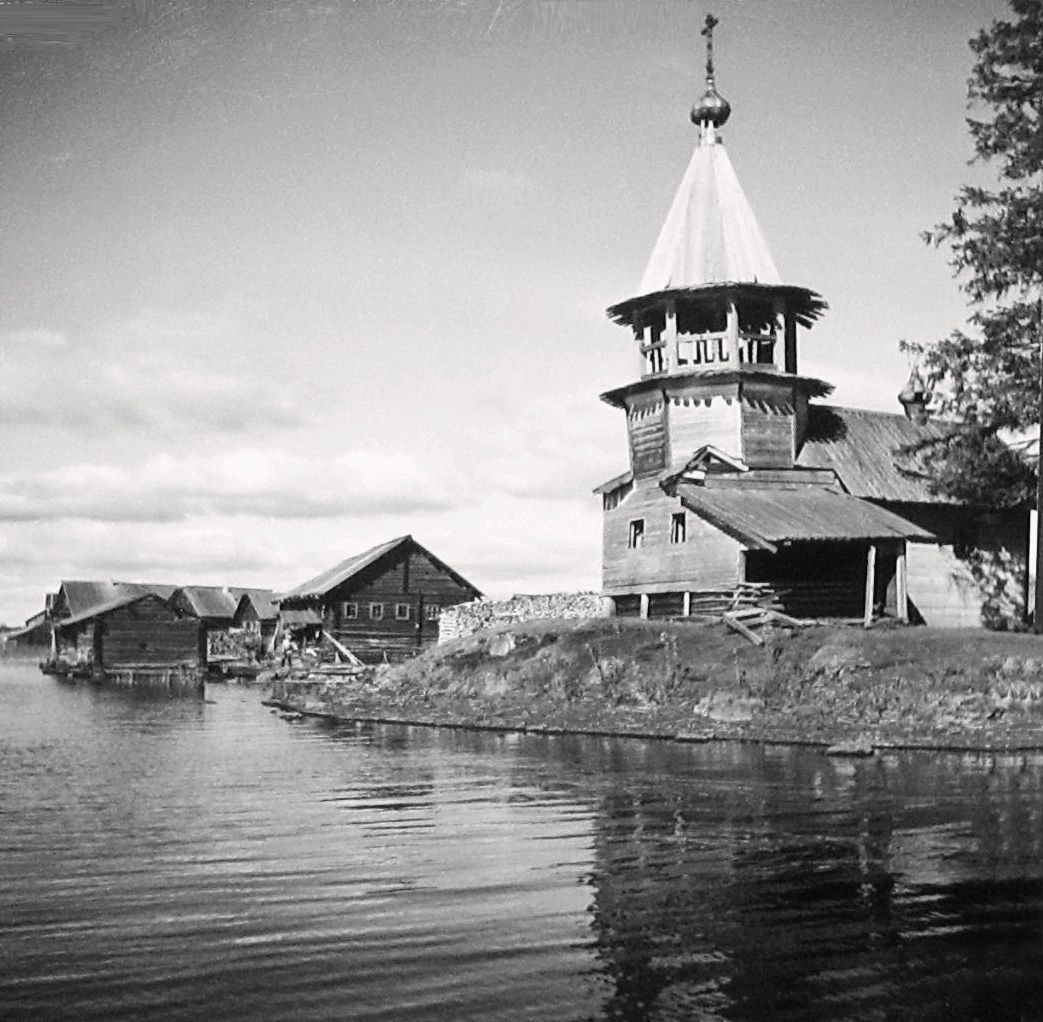 Фото 1942 года из архива SA-Kuva, архивная фотография. Часовня Николая Чудотворца и Илии Пророка, Лижмозеро (Кондопожский район, Республика Карелия)