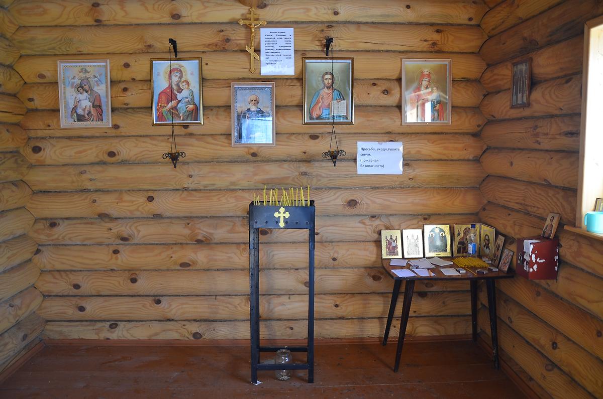 Интерьер часовни, интерьер и убранство. Часовня Сергия Радонежского, Шаблыкино (Шаблыкинский район, Орловская область)