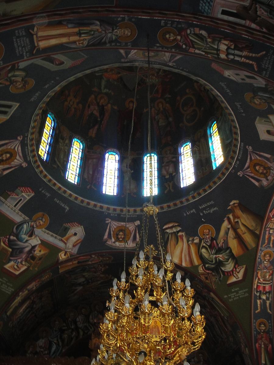 интерьер и убранство. Церковь Нектария Эгинского, Фалираки (Южные Эгейские острова (Περιφέρεια Νοτίου Αιγαίου), Греция)