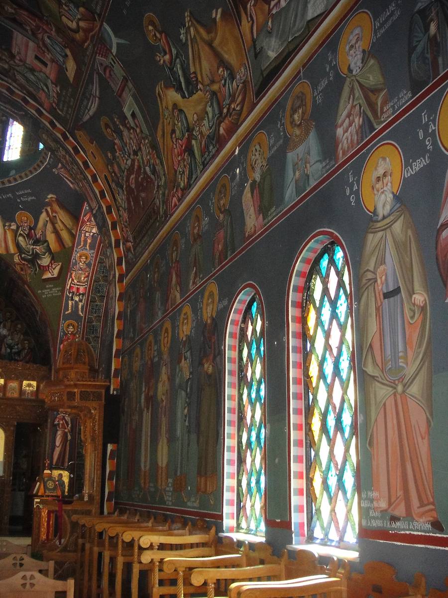 интерьер и убранство. Церковь Нектария Эгинского, Фалираки (Южные Эгейские острова (Περιφέρεια Νοτίου Αιγαίου), Греция)