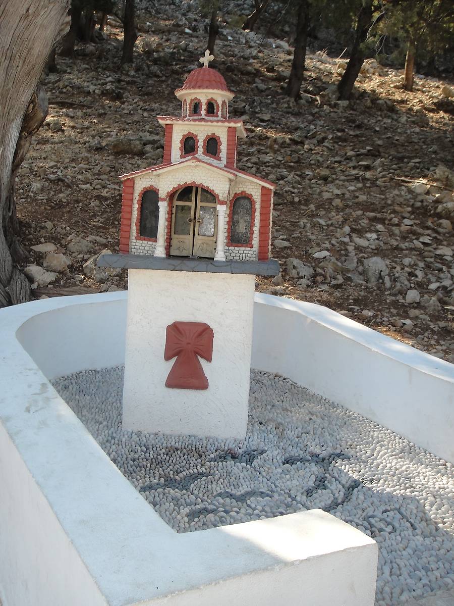 дополнительная информация. Монастырь Богородицы Цамбика, Архангелос (Южные Эгейские острова (Περιφέρεια Νοτίου Αιγαίου), Греция)