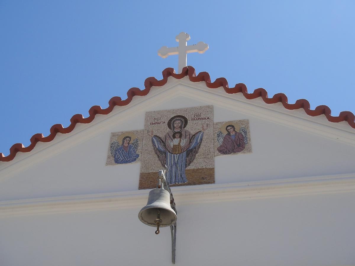 фасады. Монастырь Богородицы Цамбика, Архангелос (Южные Эгейские острова (Περιφέρεια Νοτίου Αιγαίου), Греция)