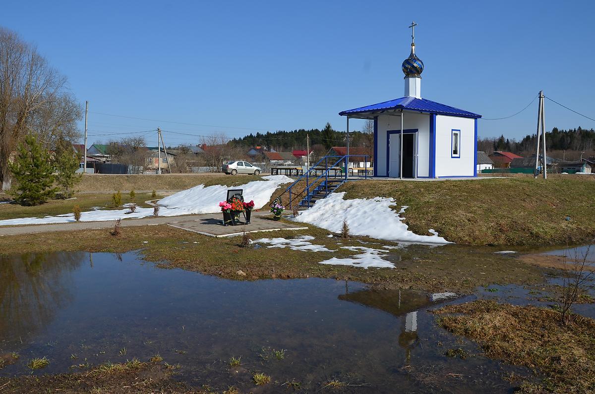 Общий вид, фасады. Часовня Георгия Победоносца, Никольское (поселение Никольское) (Дзержинский район, Калужская область)