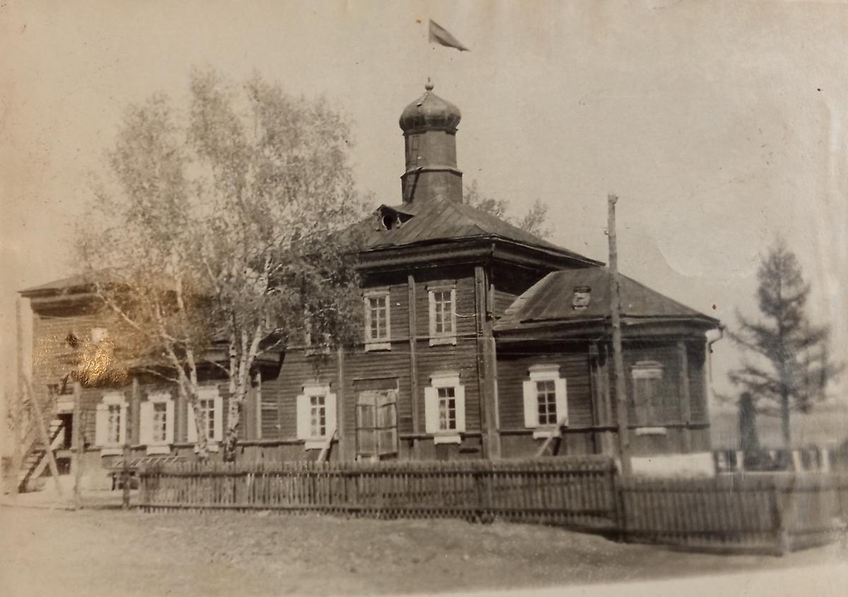 Фото 1960-ых годов из фондов Доронинского краеведческого музея, архивная фотография. Церковь Рождества Пресвятой Богородицы, Доронинское (Улётовский район, Забайкальский край)