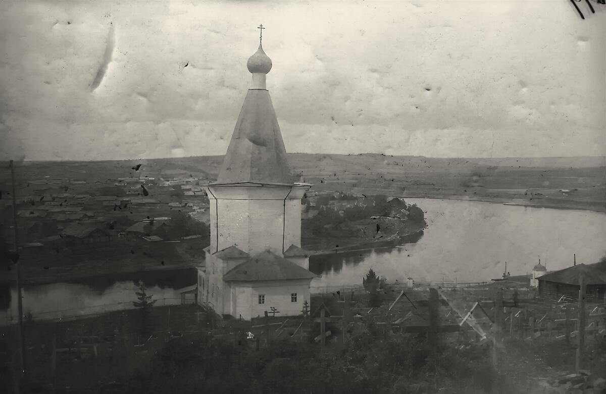 Церковь в 1929 г. vk.com/stroevskoe, архивная фотография. Церковь Георгия Победоносца, Строевское (Устьянский район, Архангельская область)