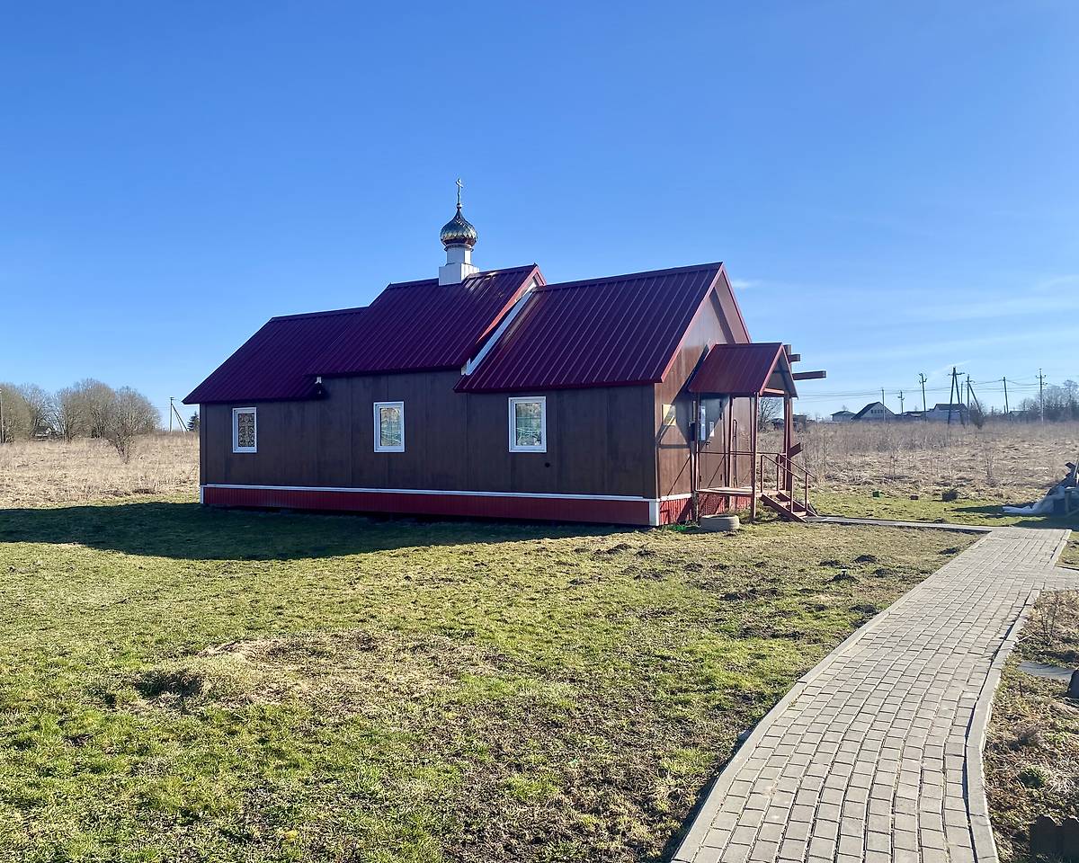 Вид с СЗ, фасады. Церковь Николая Чудотворца, Войсковицы (Гатчинский район, Ленинградская область)