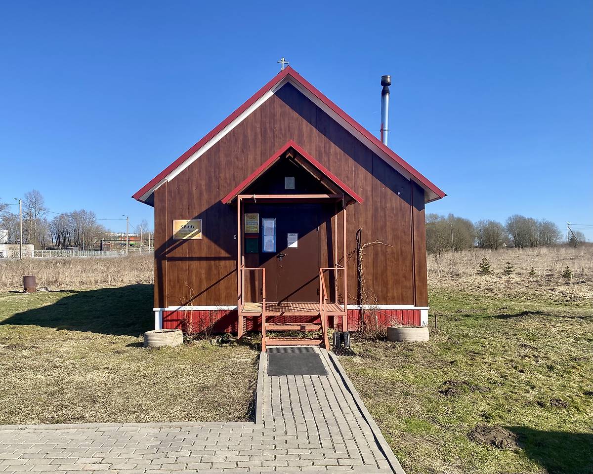 Вид с запада, фасады. Церковь Николая Чудотворца, Войсковицы (Гатчинский район, Ленинградская область)