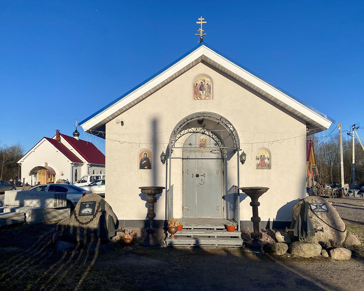 Храмовый комплекс с запада, фасады. Церковь Введения во храм Пресвятой Богородицы, Пудость (Гатчинский район, Ленинградская область)