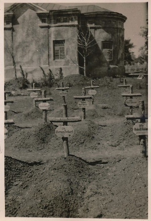 Около 1943 г. Аукцион e-bay, архивная фотография. Церковь Троицы Живоначальной (утраченная), Верхнебаканский (Новороссийск, город, Краснодарский край)