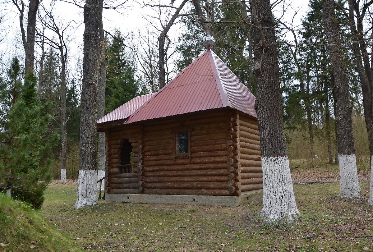 Вид с юго-востока, фасады. Часовня Иоанна Воина, Высокий Стан (Почепский район, Брянская область)