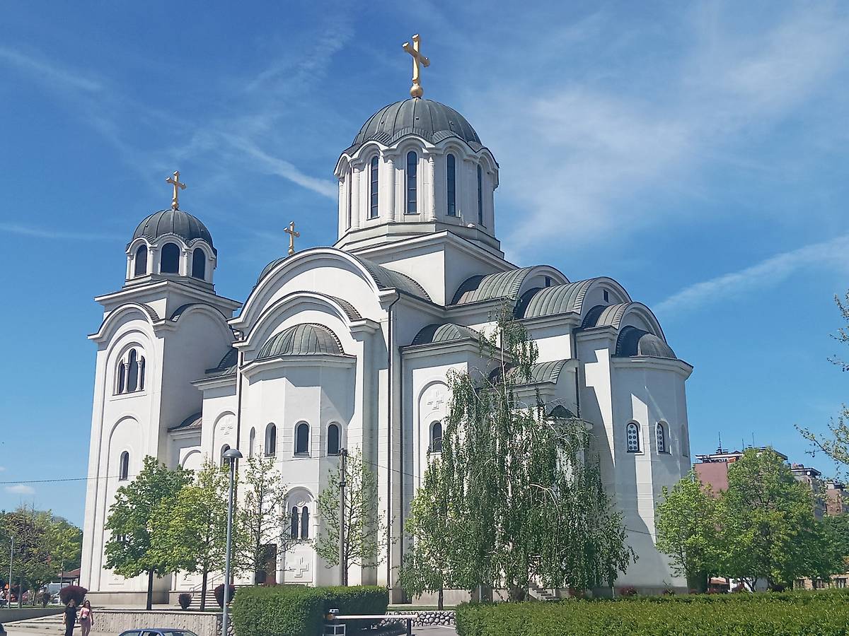 фасады. Кафедральный собор Воскресения Христова, Валево (Колубарский округ, Сербия)