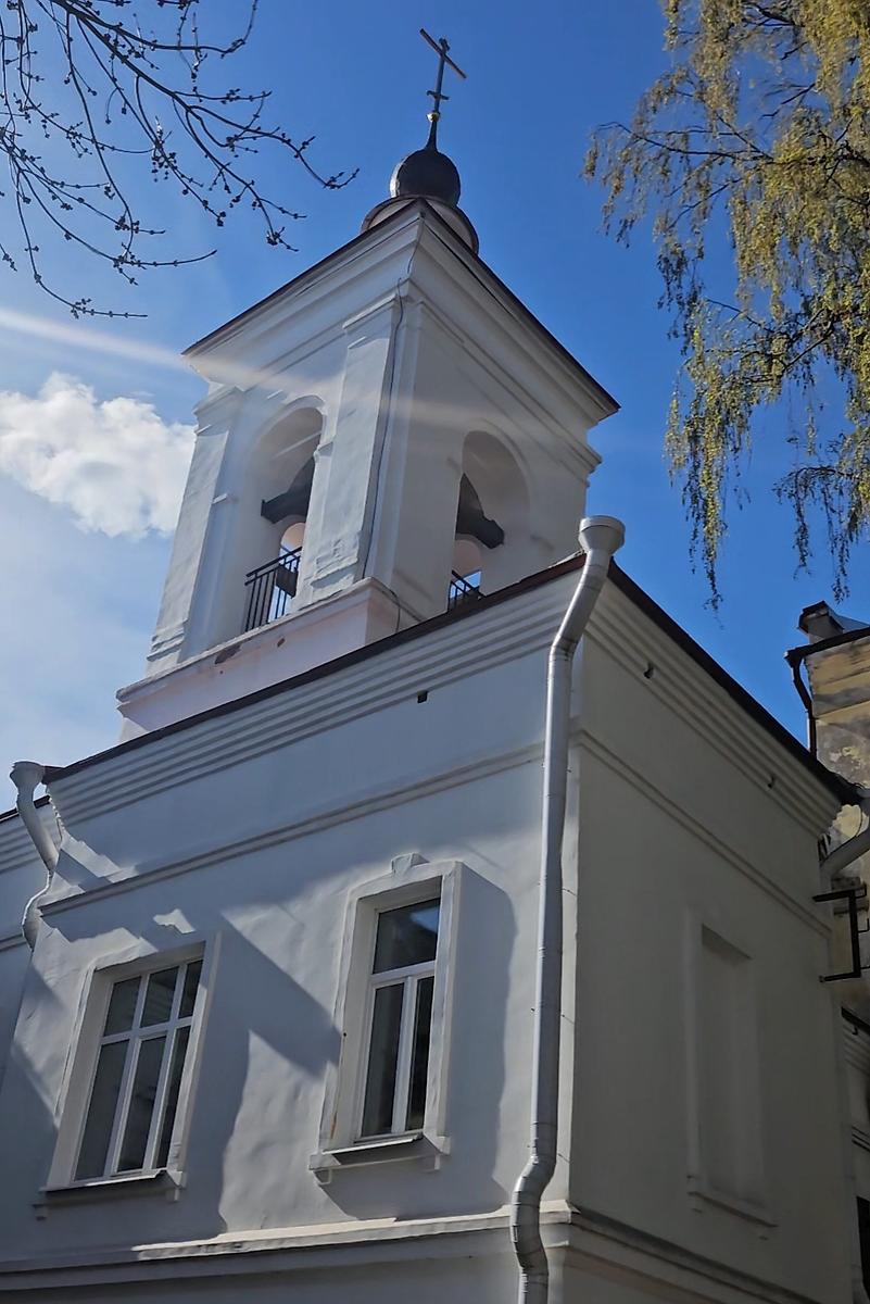 архитектурные детали. Домовая церковь иконы Божией Матери "Всех скорбящих Радость", Ярославль (Ярославль, город, Ярославская область)