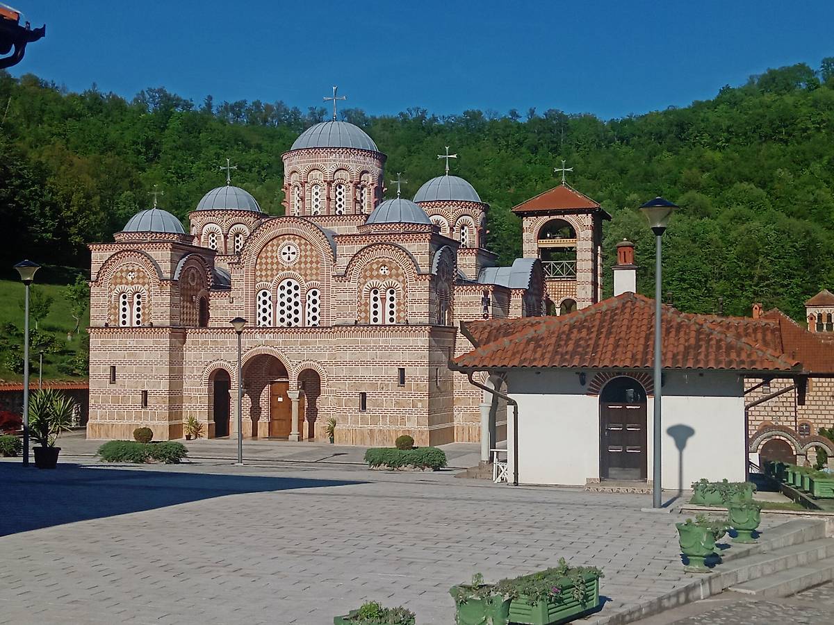 фасады. Монастырь Челие, Лелич (Колубарский округ, Сербия)