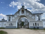 Иоанно-Богословский Савво-Крыпецкий мужской монастырь. Часовня Иоанна Богослова в Святых вратах, , Крыпецкое, Псковский район, Псковская область