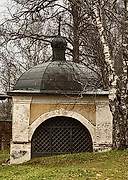 Кириллов. Кирилло-Белозерский монастырь. Часовня-сень над кельей Кирилла Белозерского
