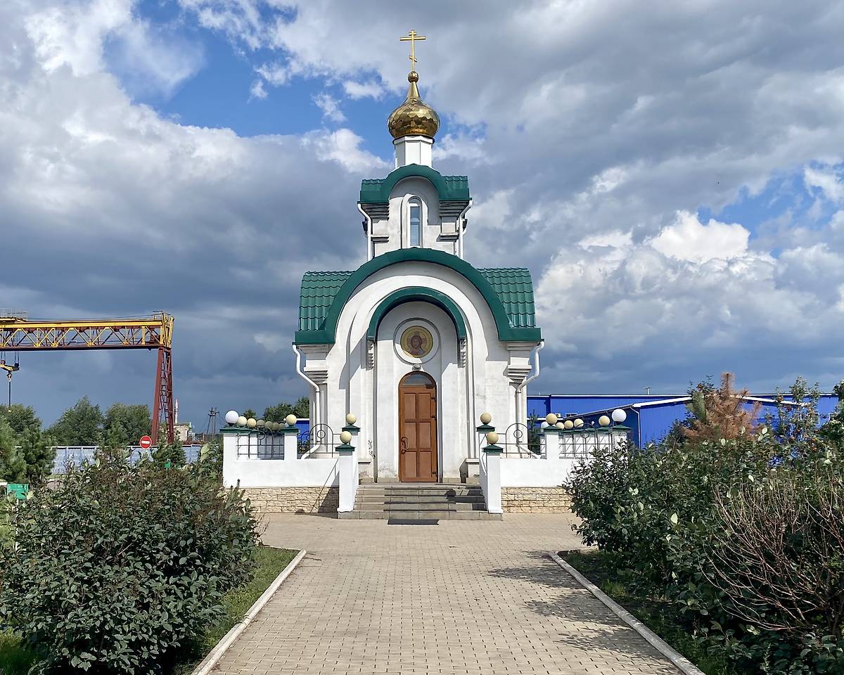Вид с запада, фасады. Часовня Варвары великомученицы, Черногорский, разрез (Усть-Абаканский район и г. Черногорск, Республика Хакасия)