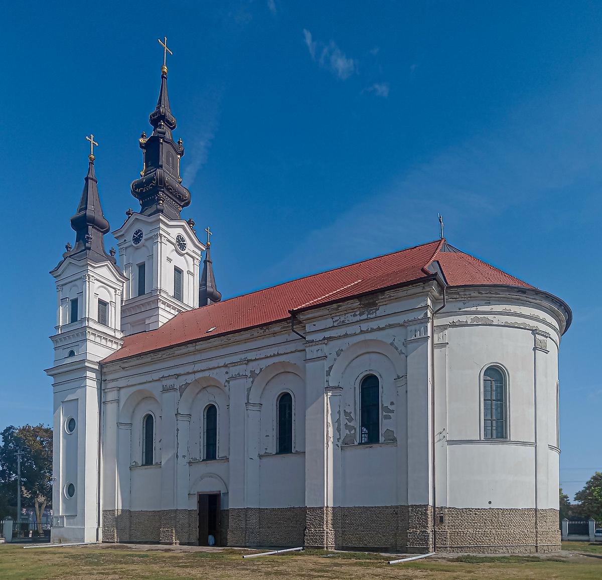 фасады. Церковь Перенесения мощей Николая Чудотворца в Бари, Сивац (АК Воеводина, Западно-Бачский округ, Сербия)
