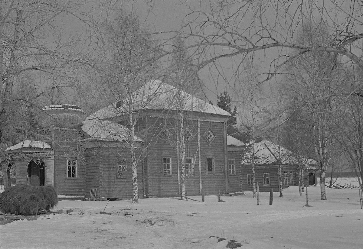 Фото 1942 года из архива SA-Kuva. Автор Niilo Helander, архивная фотография. Церковь Кирика и Иулитты, Ладва (Прионежский район, Республика Карелия)