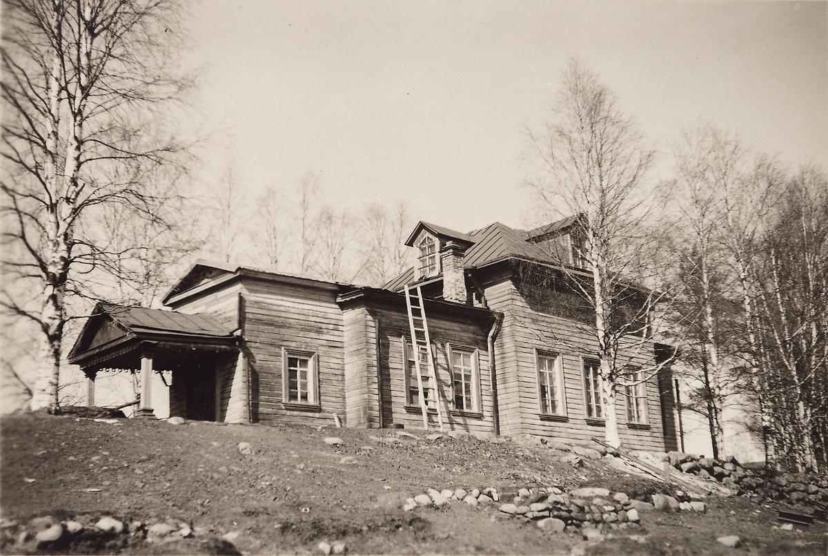 Фото 1941-1943 годов с сайта finna.fi. Автор Heikki Klemola, архивная фотография. Церковь Георгия Победоносца, Михайловское (Олонецкий район, Республика Карелия)