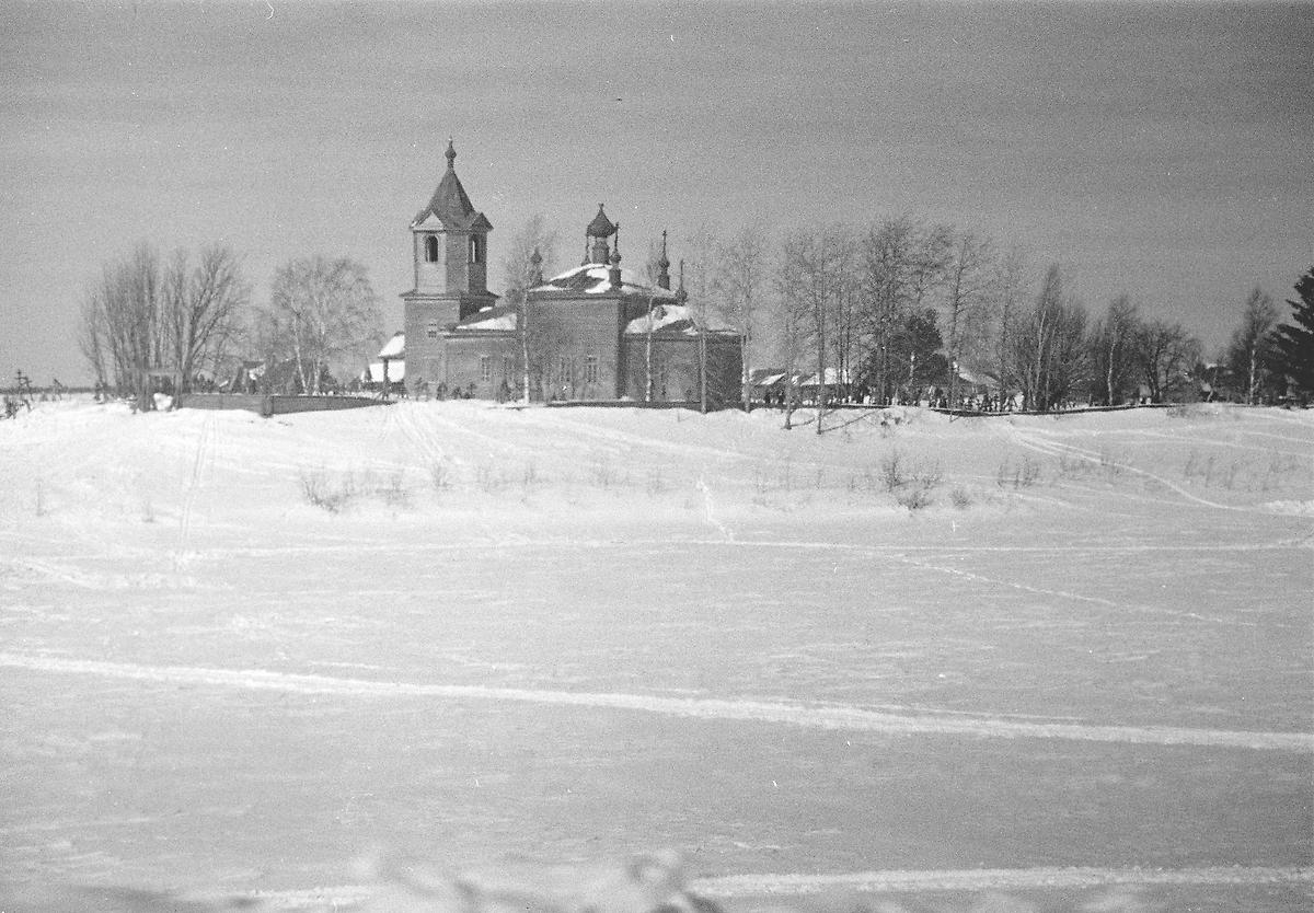 Фото 1942 года из архива SA-Kuva. Автор H. Roivainen, архивная фотография. Церковь Преображения Господня, Тукса (Олонецкий район, Республика Карелия)
