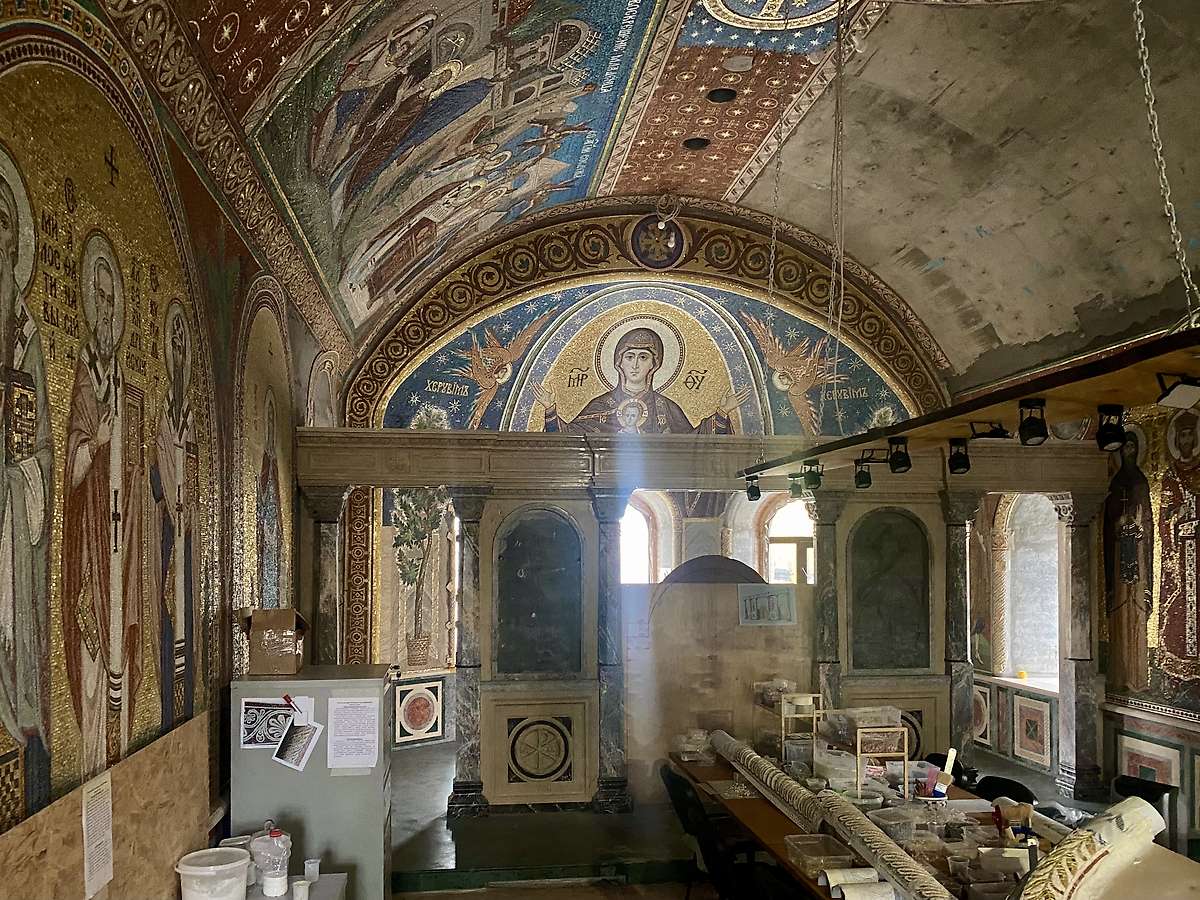 Придел Спиридона Тримифунтского (малый), интерьер и убранство. Церковь Покрова Пресвятой Богородицы, Тюмень (Тюмень, город, Тюменская область)