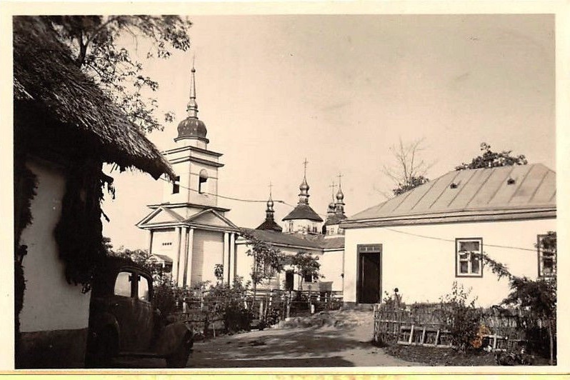 Фото 1943 г. с аукциона e-bay.de, архивная фотография. Церковь Николая Чудотворца (утраченная), Росава (Обуховский район, Украина, Киевская область)
